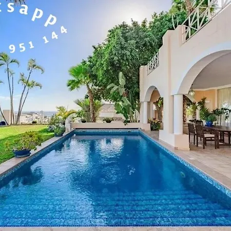 Chalet En أذيخي