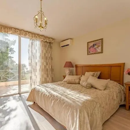Chalet En * أذيخي